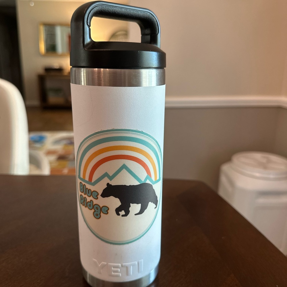 White yeti water bottle
